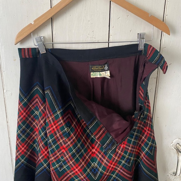 Vintage Highland Queen Plaid Wool Skirt - Picture 4 of 6